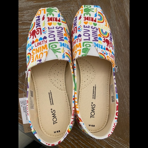 TOMs Pride Shoes - Picture 8 of 12